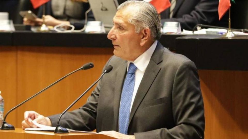 Arremete nuevamente Adán Augusto López contra gobernadores de oposición