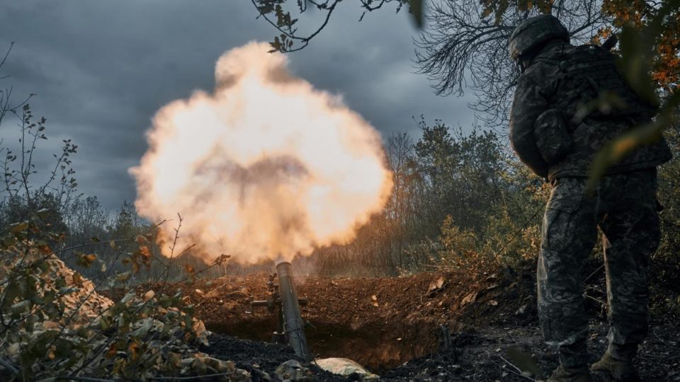 Fuerzas ucranianas atacan cruce del río Dniéper; Jerson se fortifica