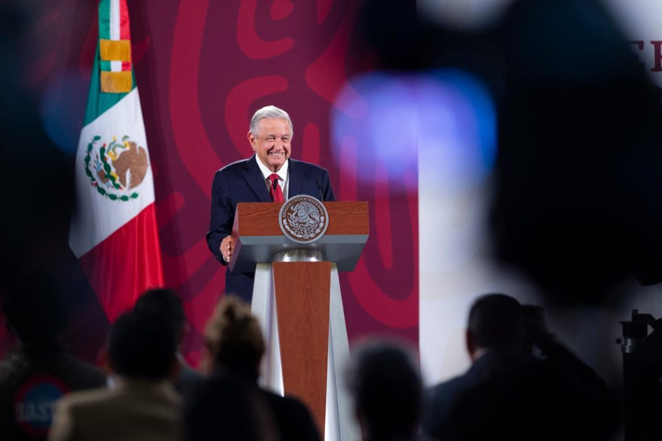 Conferencia matutina López Obrador 27 de octubre