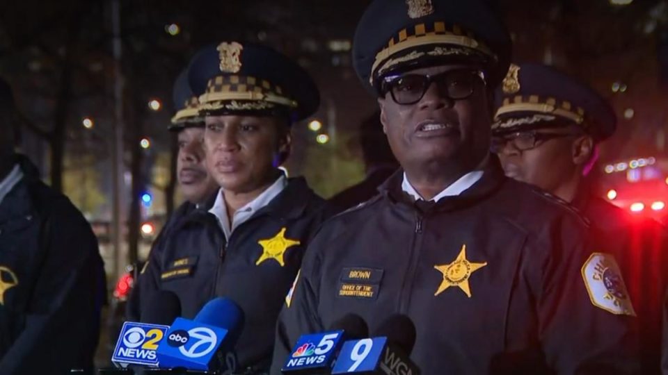 Al menos 14 personas lesionadas la noche de Halloween por tiroteo en Chicago, EU