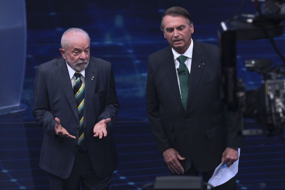 Lula y Bolsonaro cerrarán sus campañas en estados decisivos para los elecciones