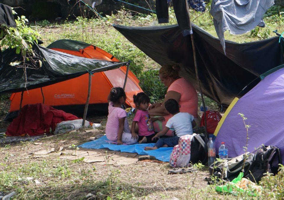 Miles de venezolanos quedan a la deriva en el sur mexicano por nuevo plan migratorio