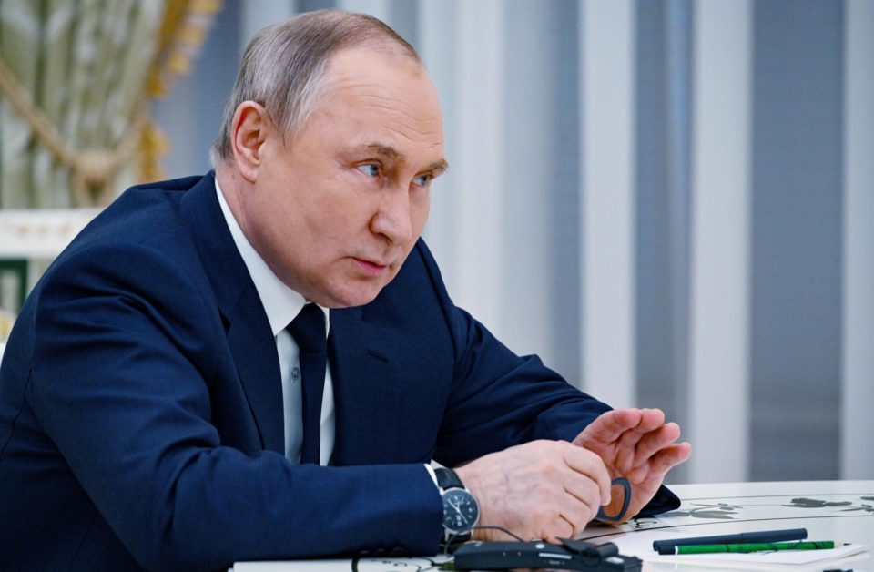 Putin reúne al Consejo de Seguridad tras la explosión en puente de Crimea