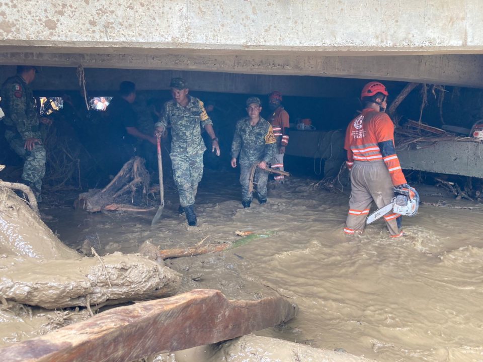 Suman tres muertos por impacto de Karl en Chiapas