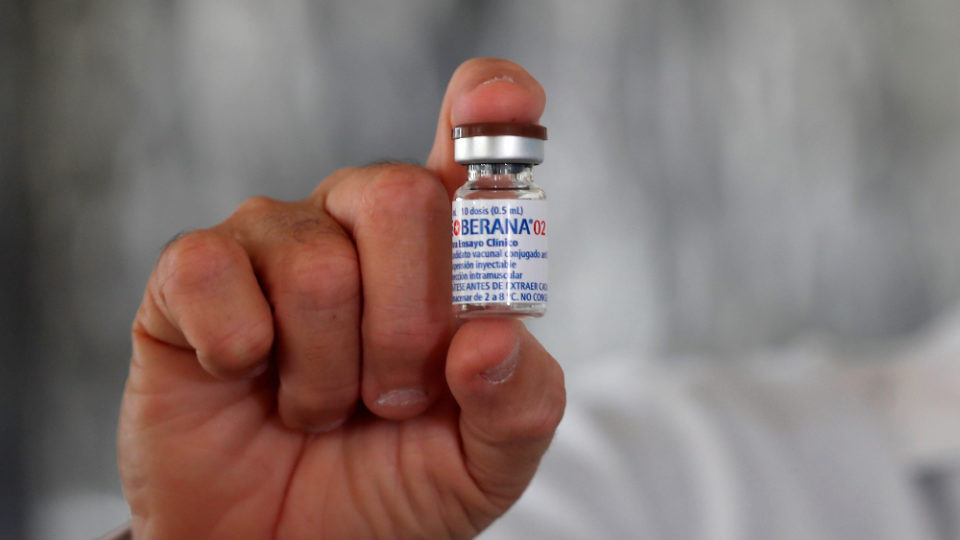 Cofepris emite autorización para uso de emergencia de vacuna Soberana contra COVID-19