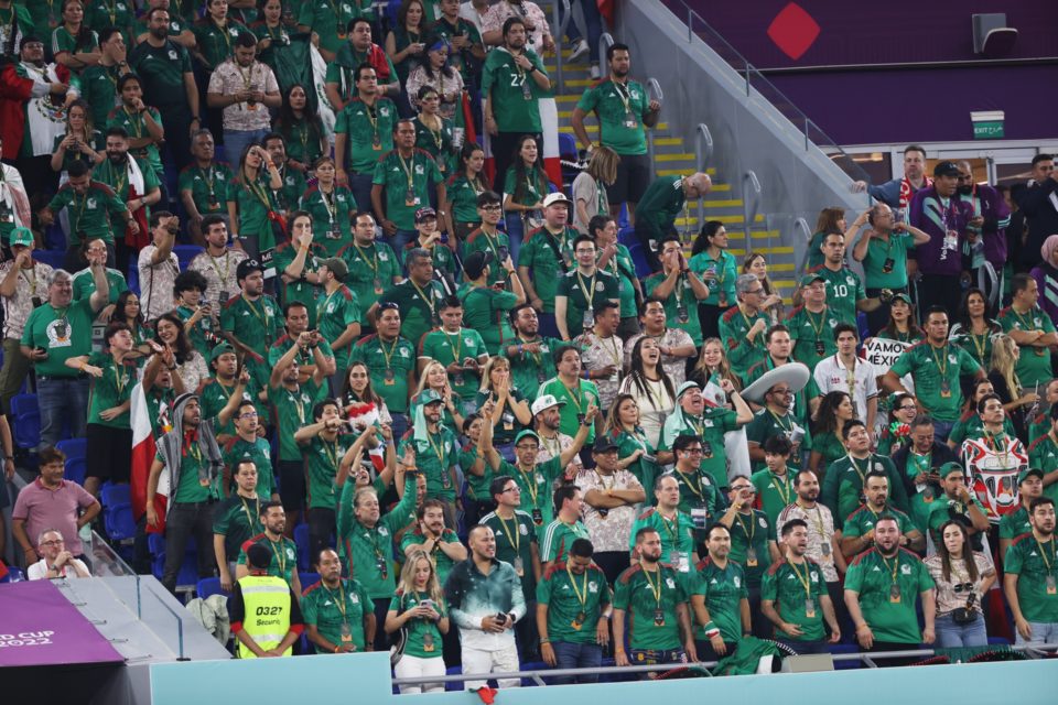 FIFA abre expediente a México por cánticos en partido contra Polonia