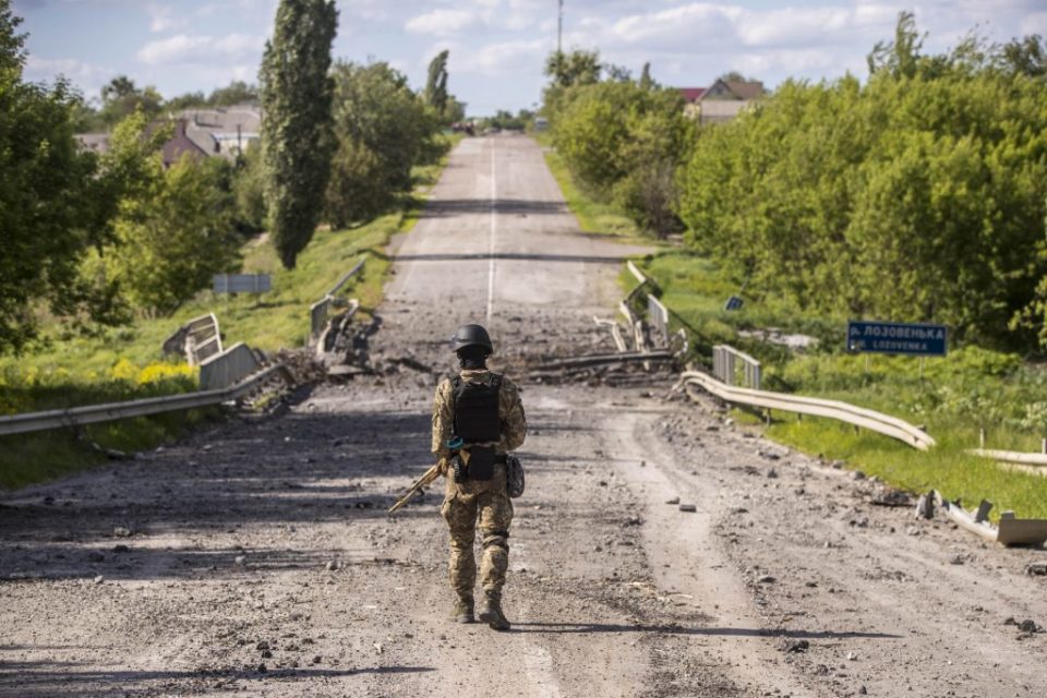 La UE aprueba el inicio de la misión de entrenamiento militar a Ucrania