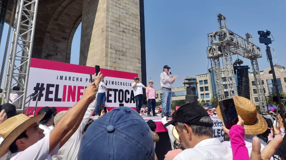 Llama Woldenberg a defender el sistema electoral que 'varios generaciones' construyeron