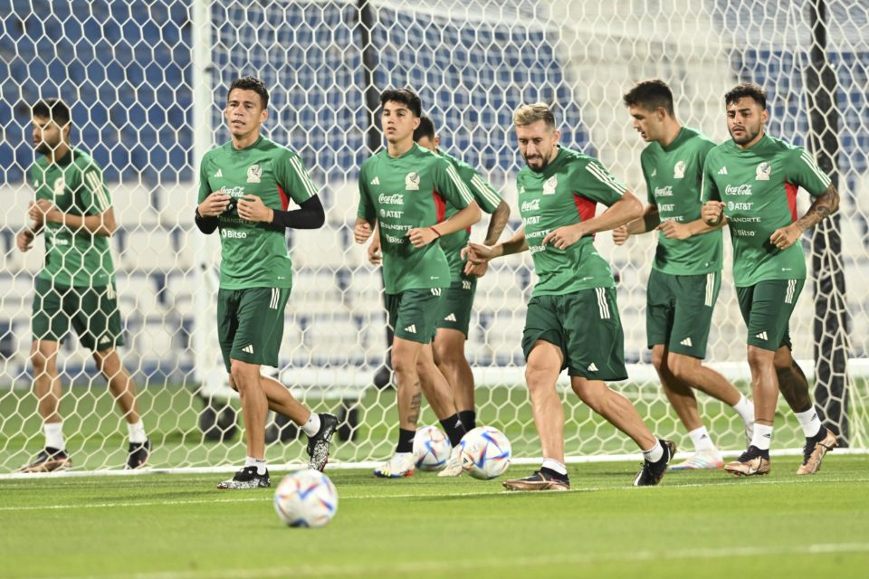 México apostará al "abc del futbol" para lograr el milagro en Qatar