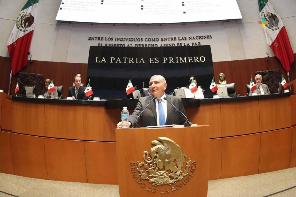 Adán Augusto en la Cámara de Senadores sobre reforma militar