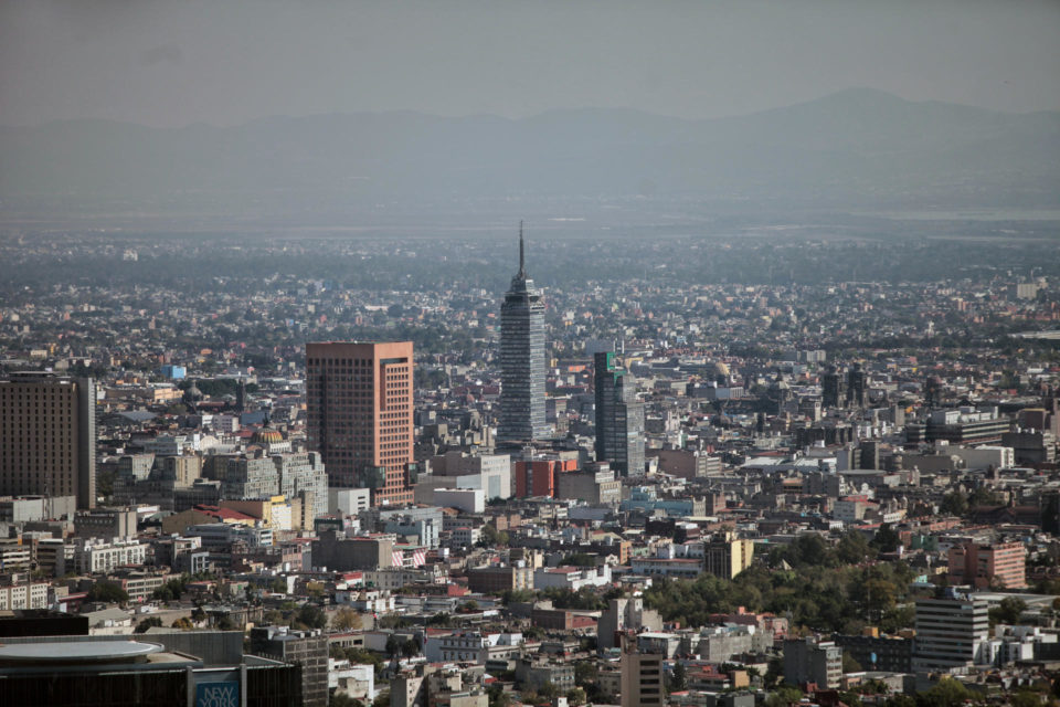 Ciudad de México cumple 25 años de libertad política domada por la izquierda