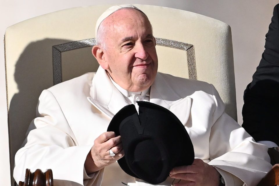 Papa Francisco establece que fundaciones vaticanas pasen al control de la Santa Sede