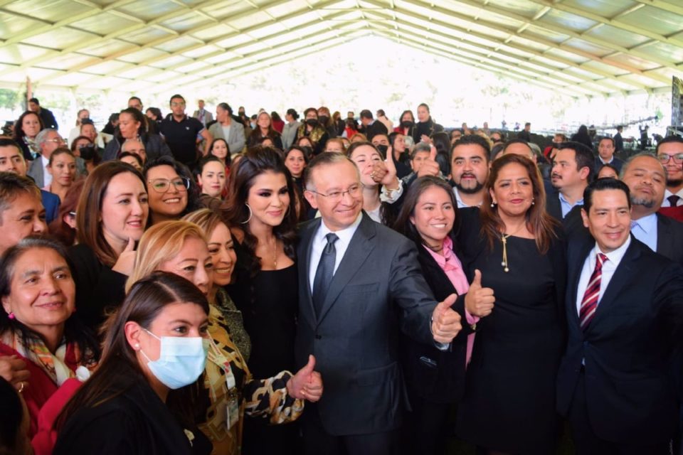 Rinde Martínez Carbajal primer informe de Gobierno; destaca manejo de deuda en Toluca