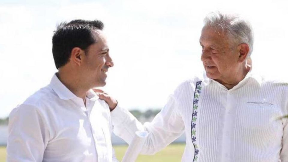 AMLO y el gobernador Mauricio Vila supervisan avance de obras en favor de los yucatecos
