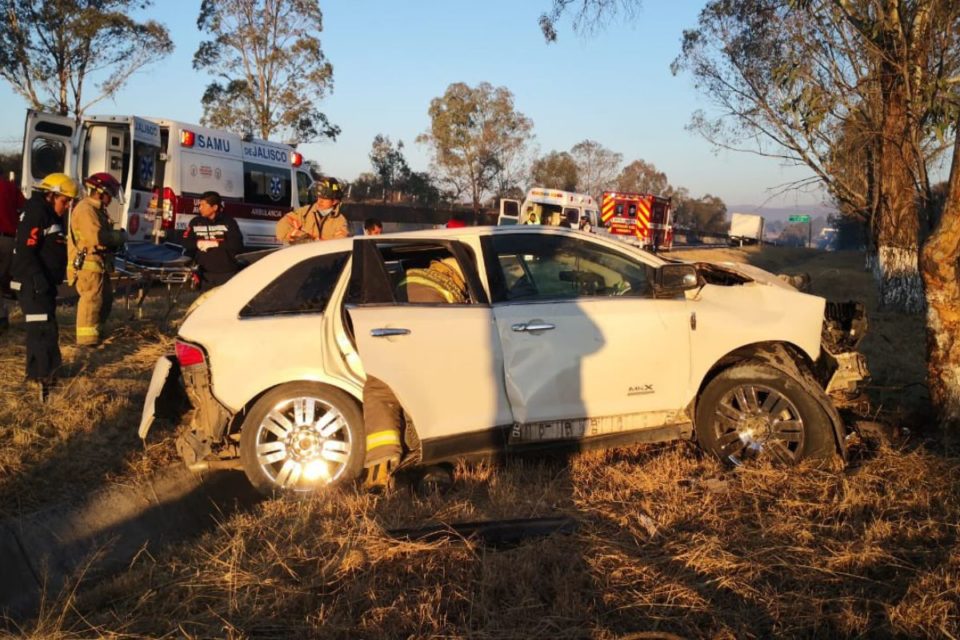 Accidente carretero en Lagos de Moreno deja 11 lesionados