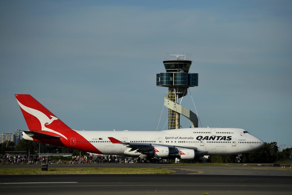 Avión de Qantas registra falla técnica durante vuelo; suman tres en tres días
