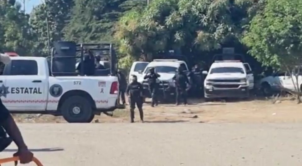 Enfrentamiento entre policías y pobladores de Guerrero deja 5 muertos