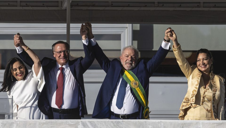 Lula rompe a llorar al hablar del aumento de la desigualdad en Brasil