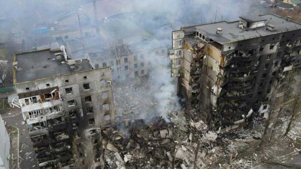 Misiles rusos impactan infraestructura vital en Kiev y Járkov; al menos 5 muertos