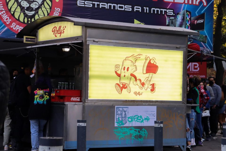 “Rolly’s” la nueva apuesta de la gastronomía callejera