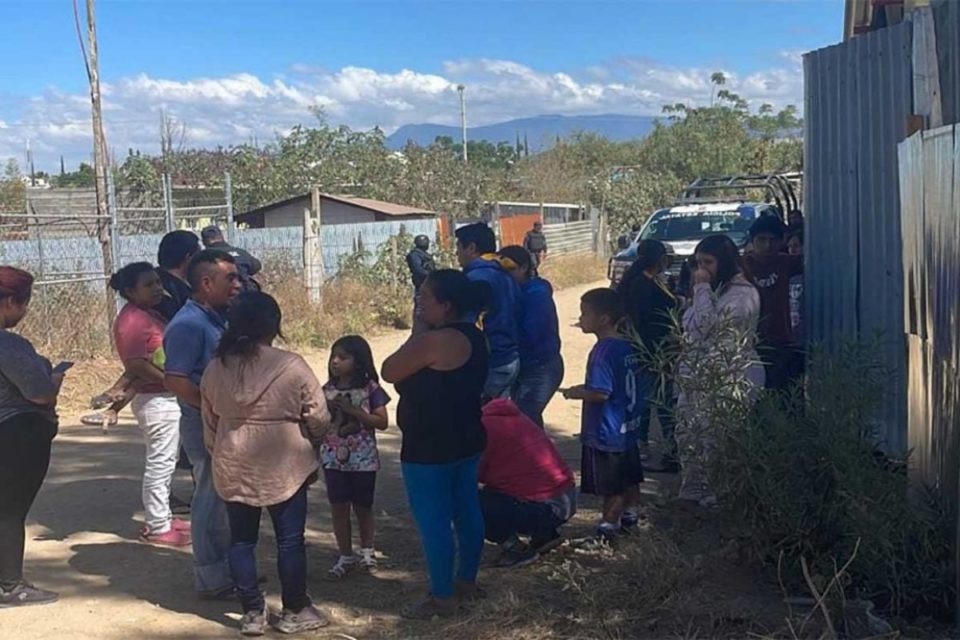 Asesinan en Oaxaca a una una frente a sus dos hijos