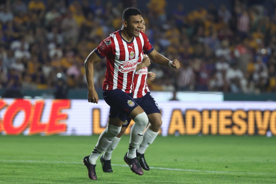 Chivas vence a Tigres y salta al tercer lugar del C2023