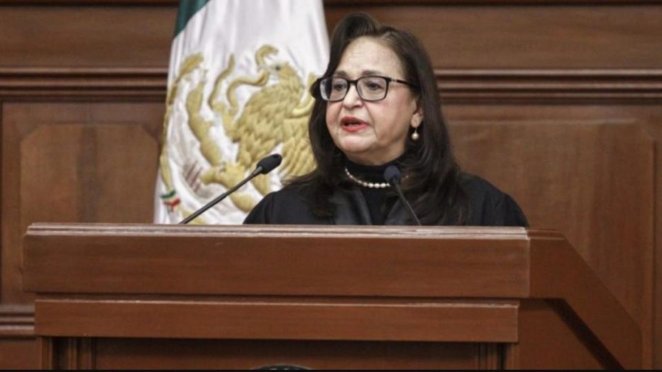 Norma Piña es presidenta de la Corte por mí, ironiza López Obrador