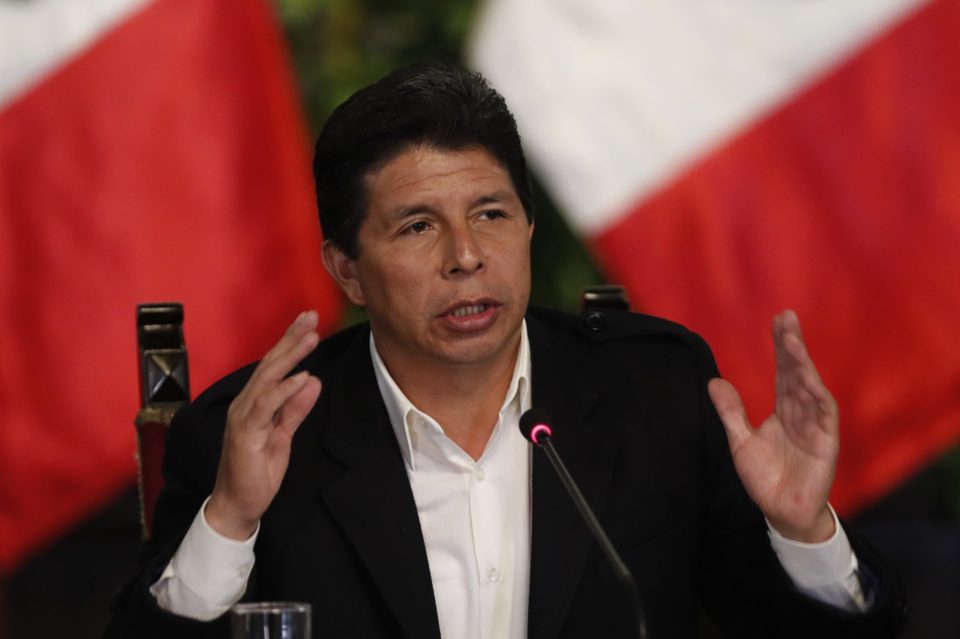 Pedro Castillo pide a CIDH su libertad y restitución como presidente de Perú