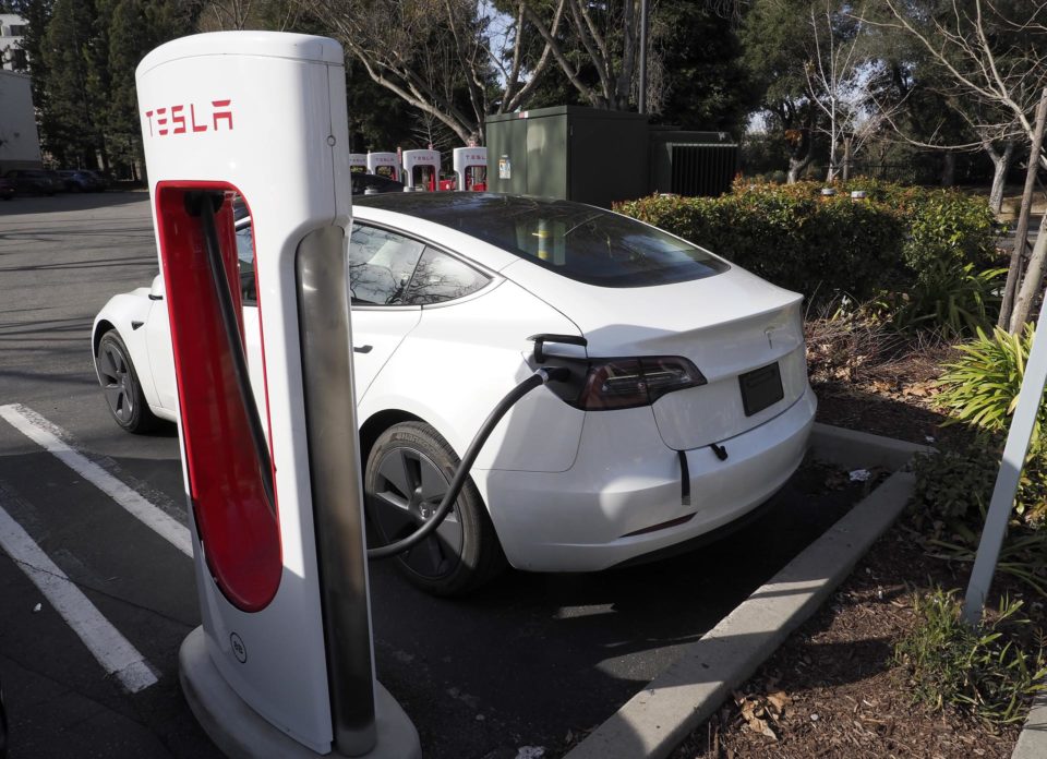 Samuel García celebra planta de Tesla en Monterrey; "Ganamos todos", dice