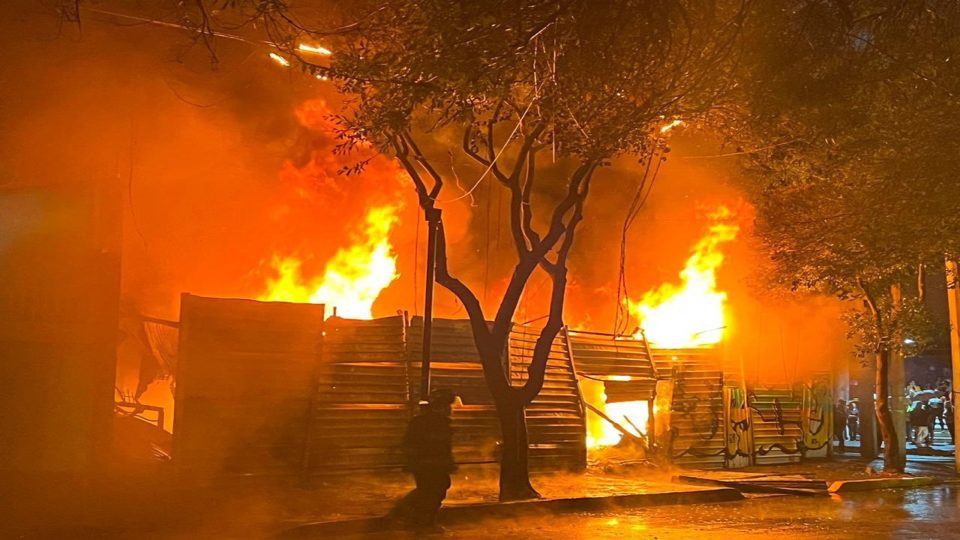 La jefa de Gobierno de la CDMX indicó que se analiza dar viviendas a las personas afectadas por el incendio en Buenavista.