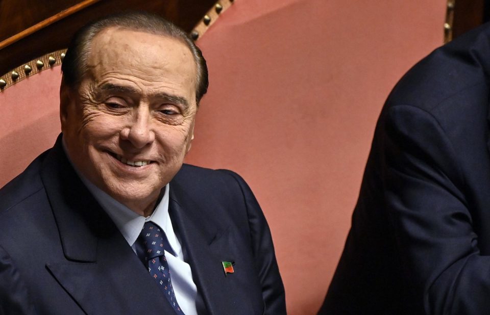 Berlusconi en cuidados intensivos por infección pulmonar y leucemia