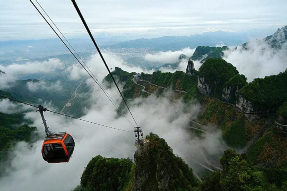 Cuatro personas se suicidan en conocido parque nacional de China