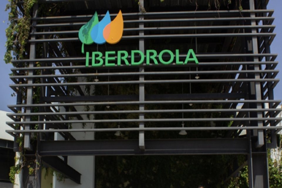 Hacienda detalló que la compra de las 13 plantas de Iberdrola se pagarán a 10 años.
