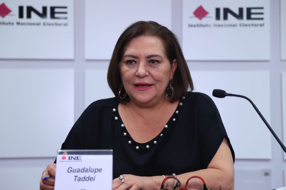 Taddei revela que no ha cobrado su sueldo a un mes de convertirse en consejera presidenta del INE