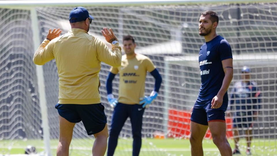 "Turco" Mohamed con unos días en el Pedregal y ya comenzaran las polémicas internas en el grupo