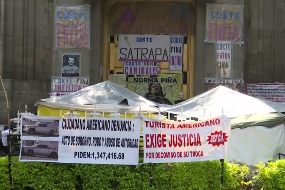 AMLO a manifestantes del plantón contra Suprema Corte