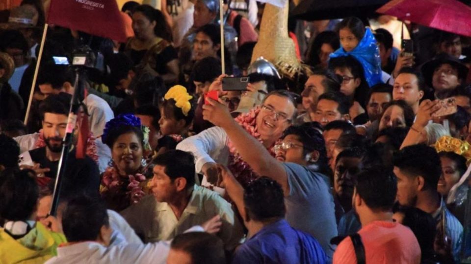 Corcholatas van a gira por Oaxaca