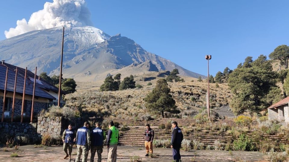 Evaluación del "Popo" con dron descarta domo de lava: CNPC