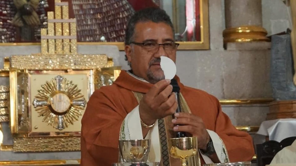 Iglesia condena asesinato de sacerdote en Michoacán y exige justicia