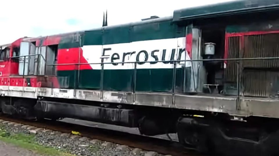 AMLO afirma que Grupo México aceptó entregar 'voluntariamente' tramo ferroviario