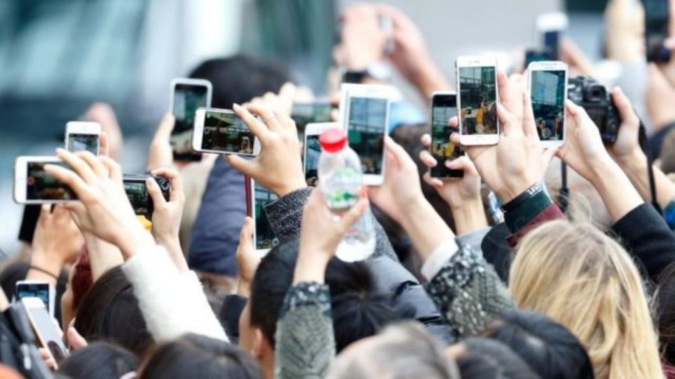 Reforma 222. 'La grabaron media hora y nadie hizo nada'. ¿Qué nos pasa como sociedad?